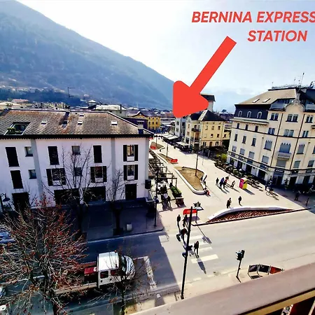 Passengers Stop - One Minute Trains Stations - Center * Tirano